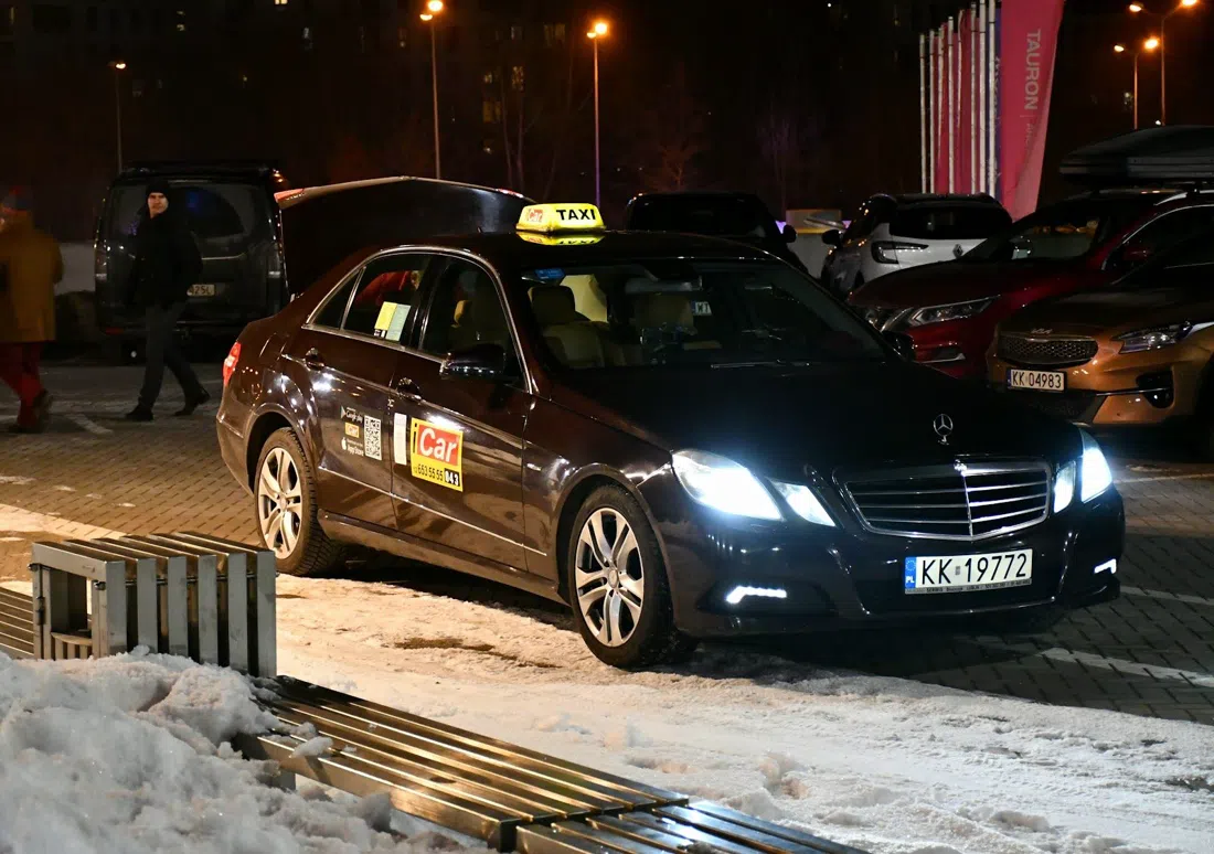 iCar Taxi Kraków, Krakow