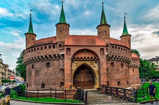 Barbakan (Barbacane di Cracovia), Cracovia
